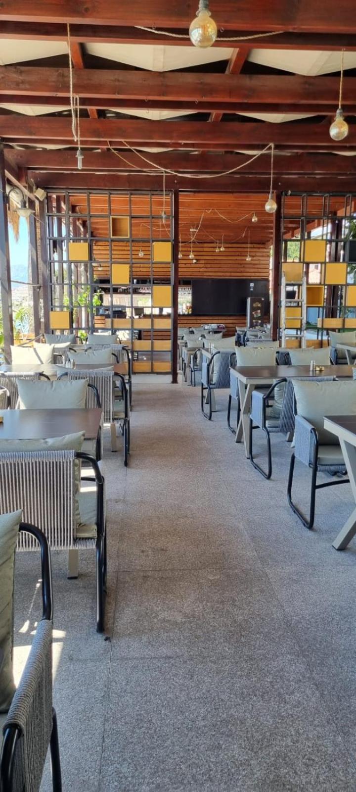 Hotel Gala Split Podstrana Esterno foto