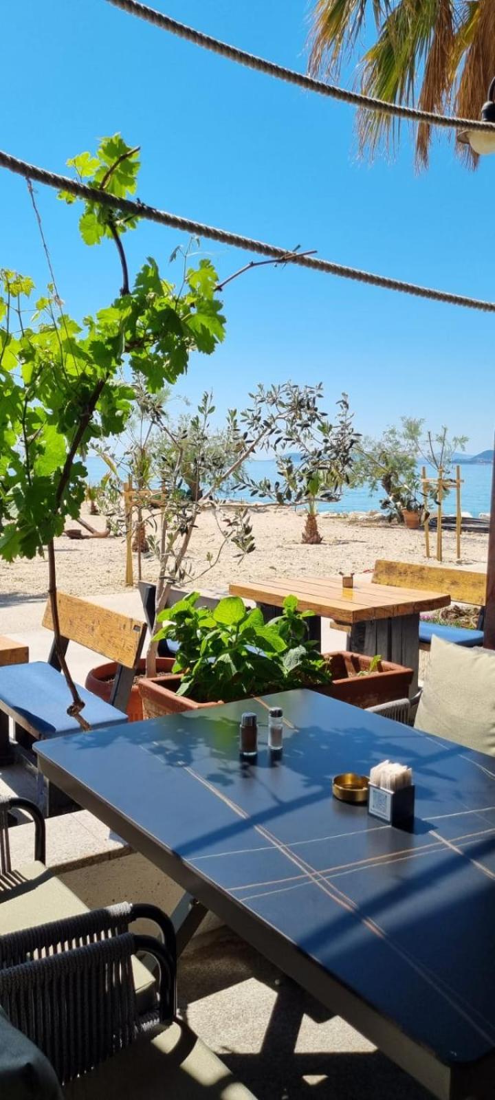 Hotel Gala Split Podstrana Esterno foto