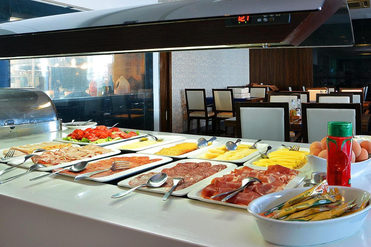 Hotel Gala Split Podstrana Esterno foto