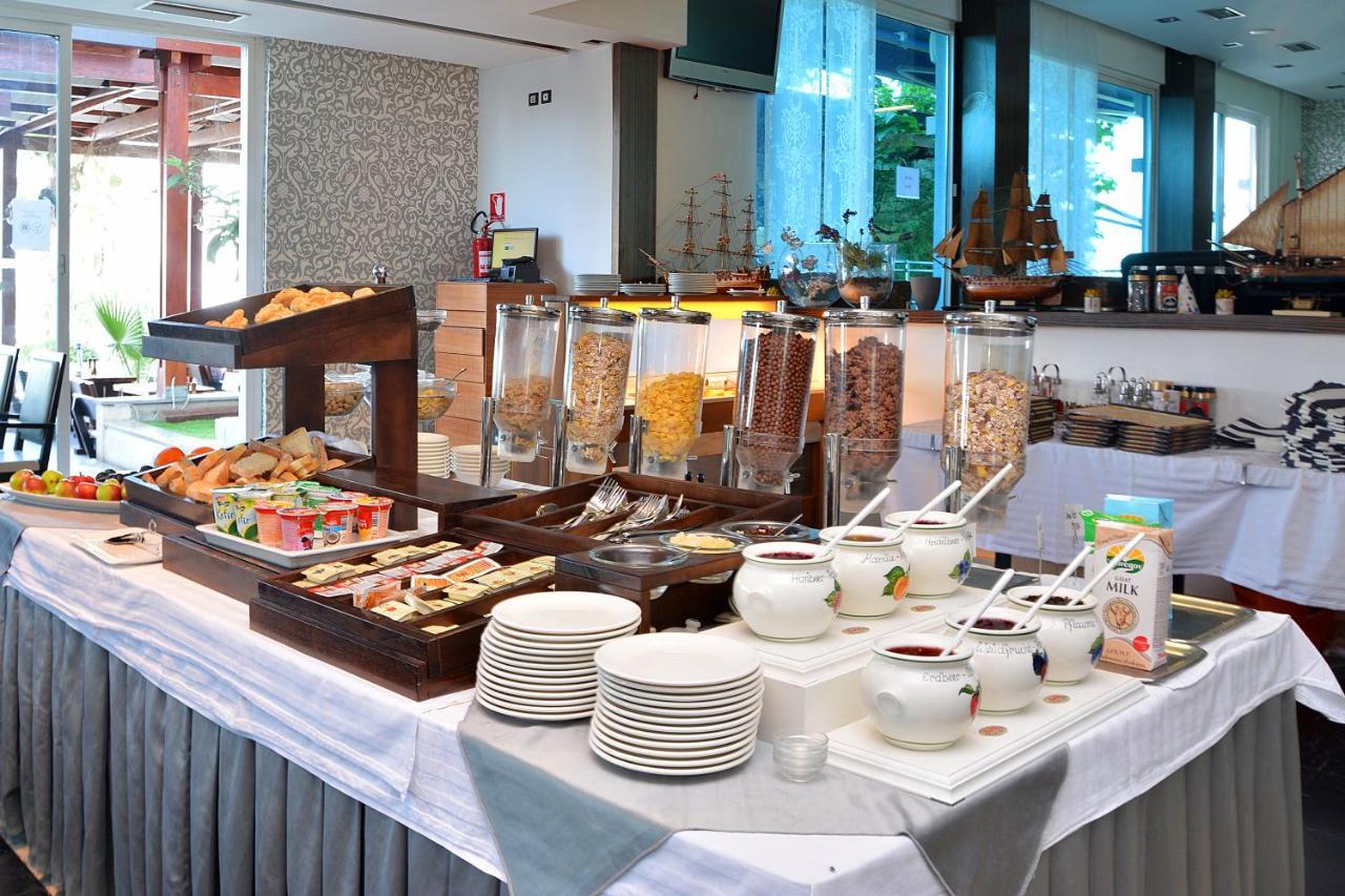 Hotel Gala Split Podstrana Esterno foto